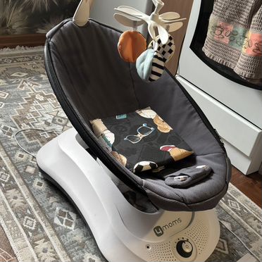Электрокачели 4moms