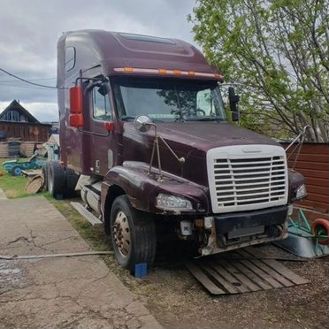Седельный тягач Freightliner Century, 2004