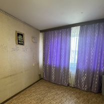 Комната 28 м² в 3-к., 3/5 эт., Светогорск