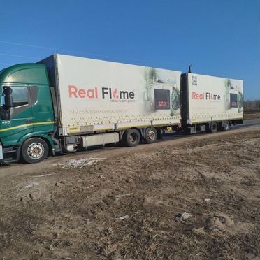 Тентованный грузовик 100 м³ IVECO Stralis, 2012