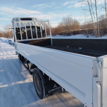 Бортовой грузовик Mitsubishi Fuso Canter, 2002